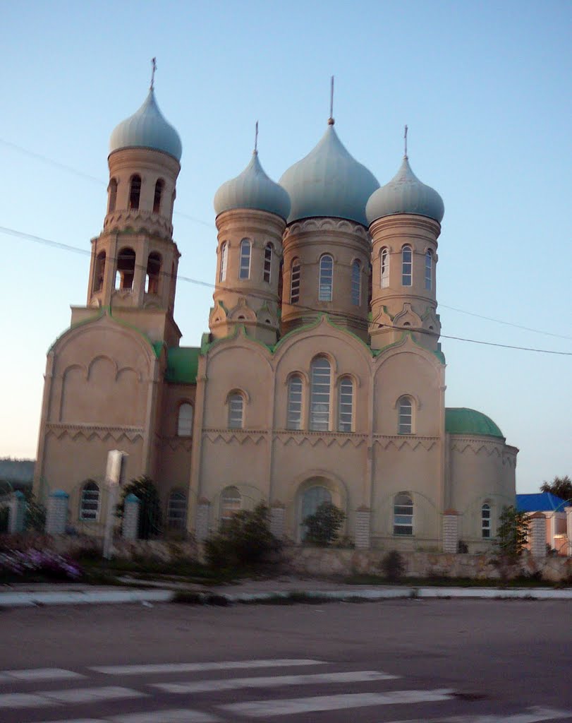 Храм