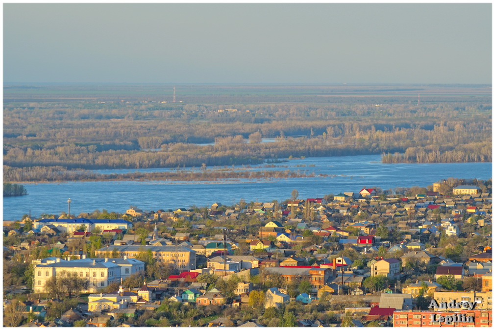 Разлив на Волге