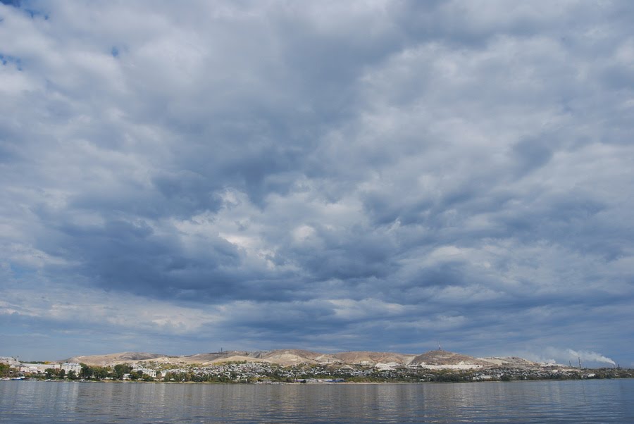 Volsk view of the city from the river Volga