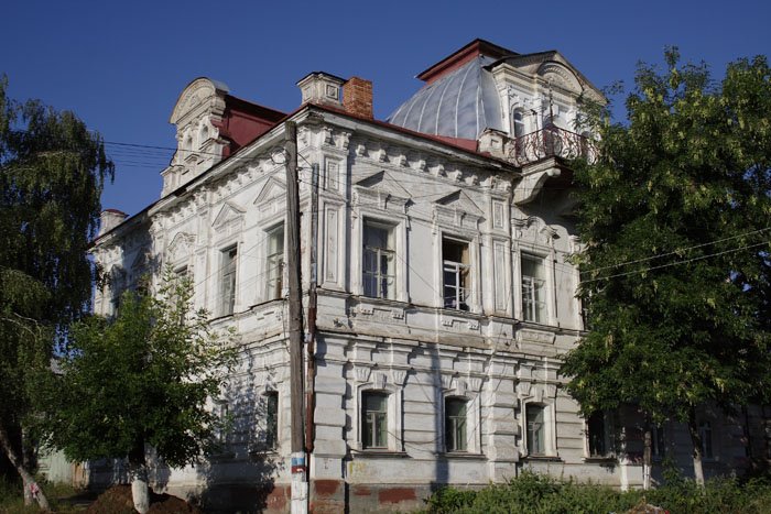 The old house of landowner Parfyonov