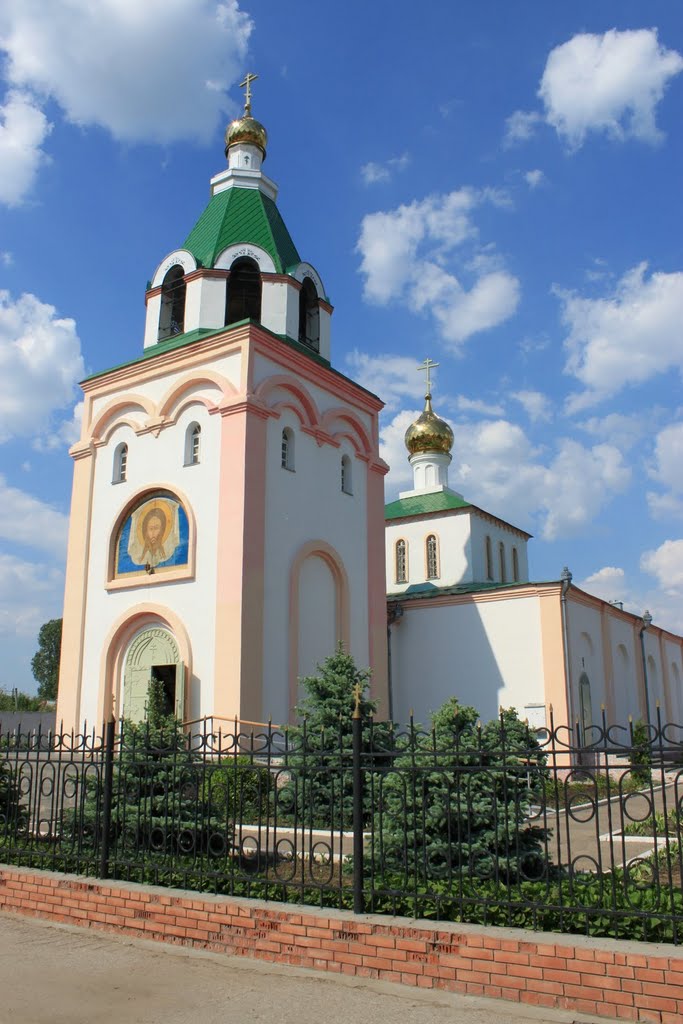 Храм
