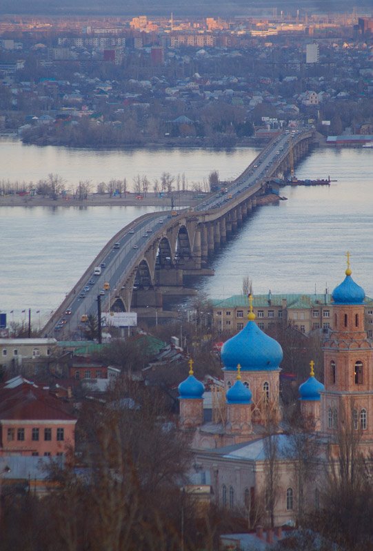 Saratov bridge