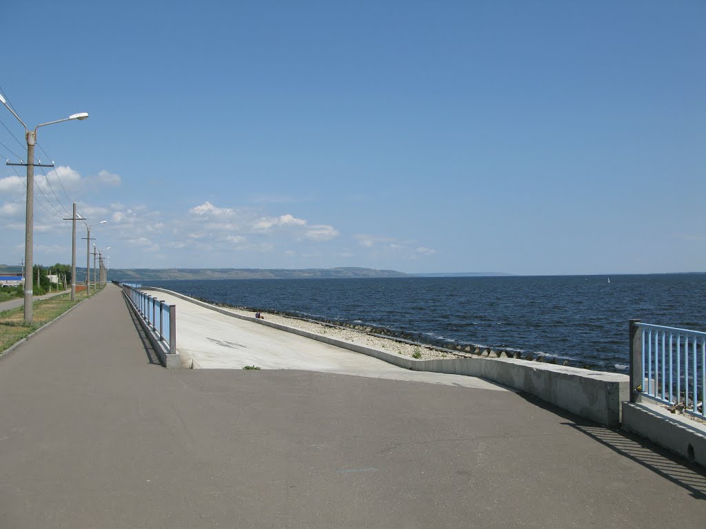 ►Саратовское водохранилище в Хвалынске .    *