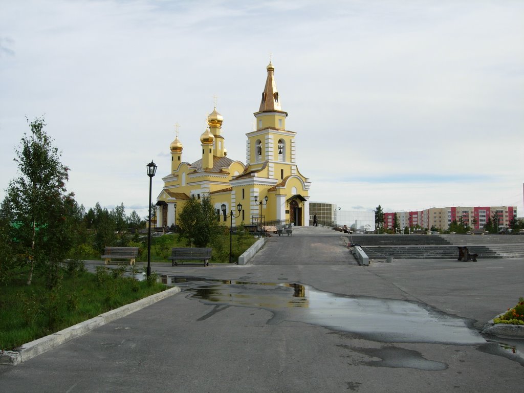 Вот такая церковка.