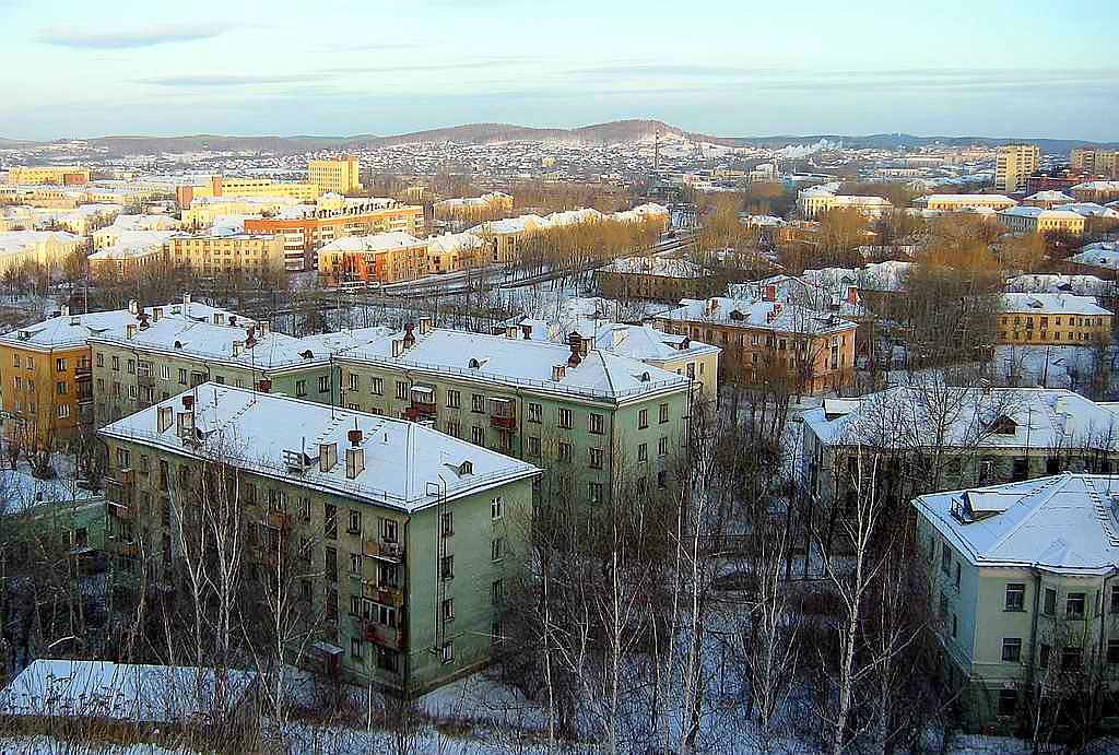 Вид с г.Уральская на посёлок, Новоуральск