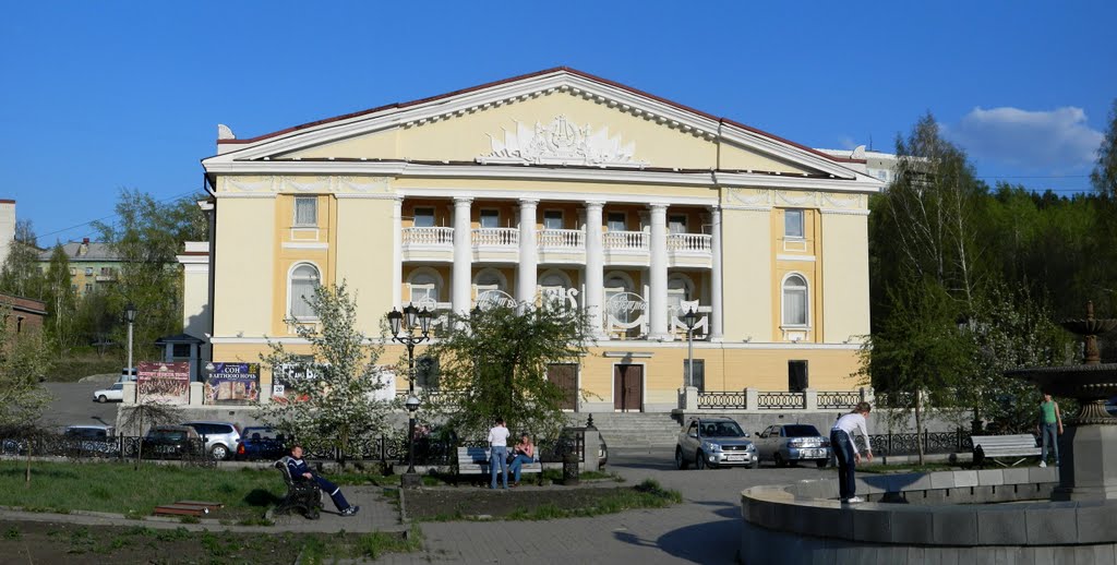Театр оперетты Урала, Новоуральск, май 2011г.