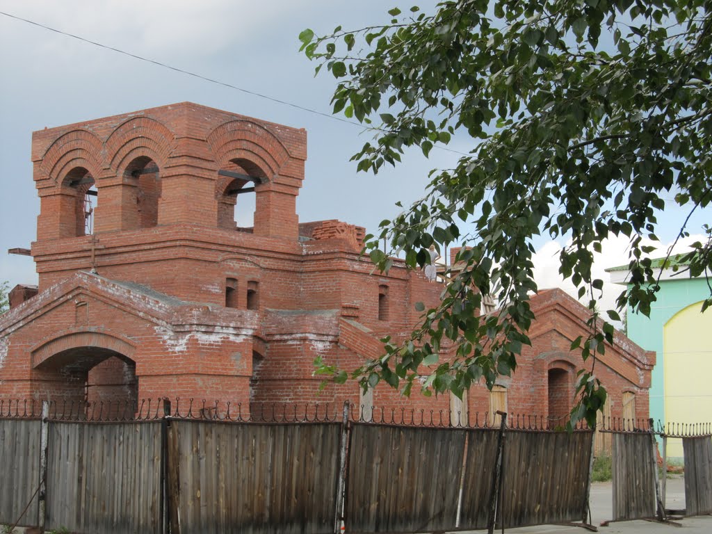 Недостроенный храм города лесного