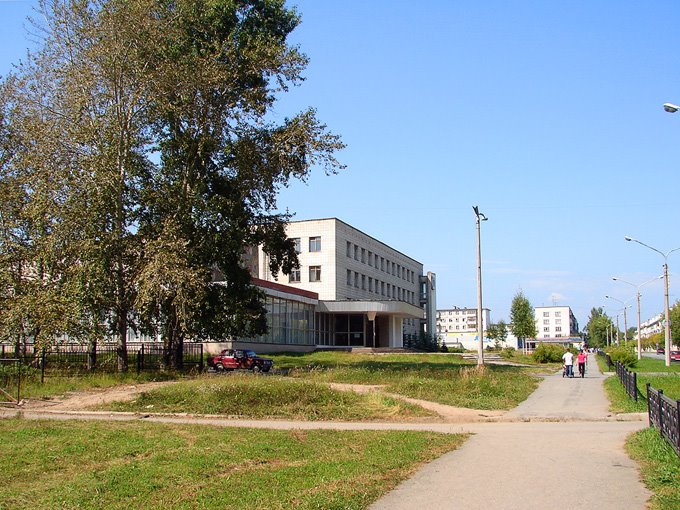 Улица Кирова, Музыкальная школа