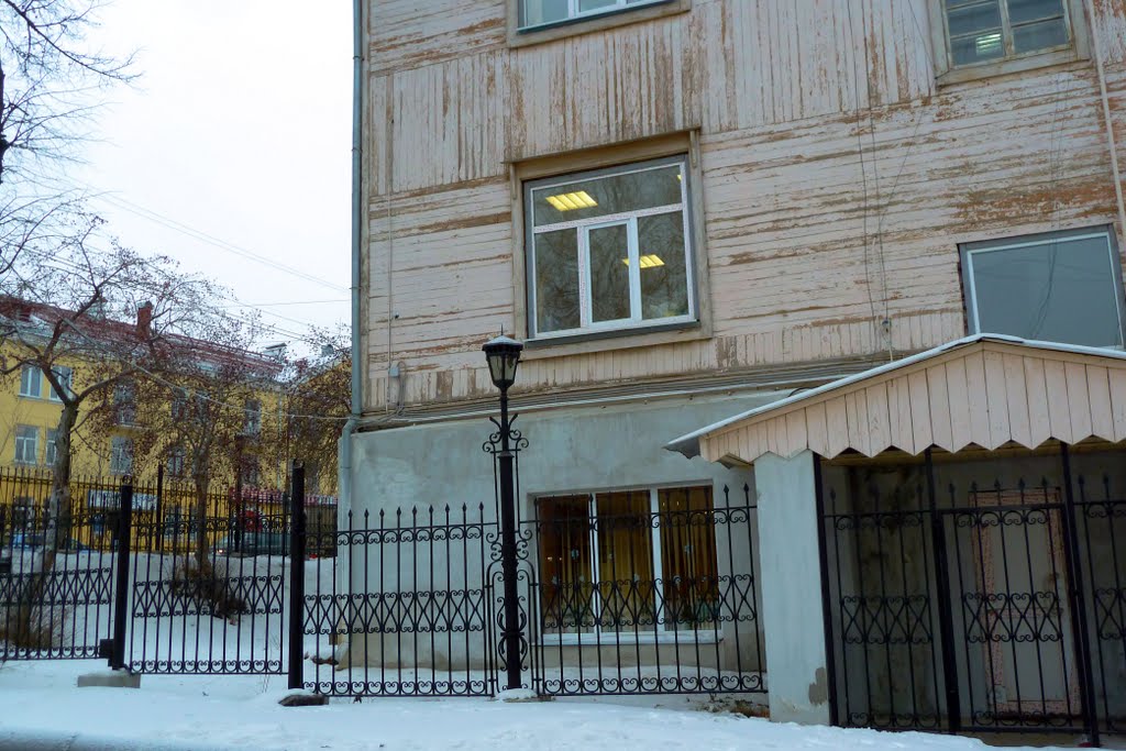 Березовский. Фонарь под старину.