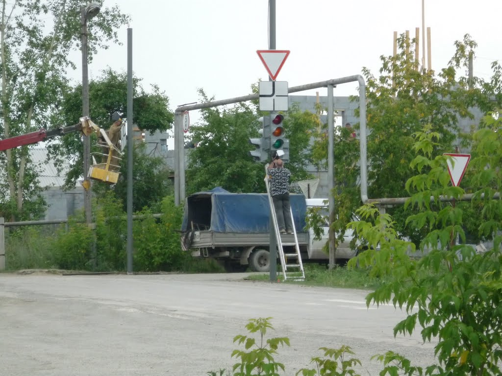 Первый светофор в микрорайоне