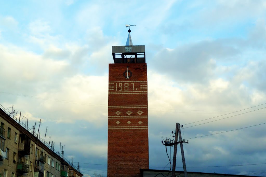 Буланаш. Башня с часами.