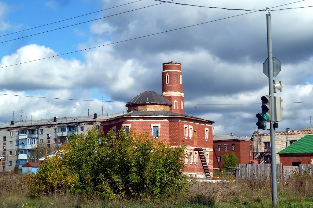 Буланаш. Мечеть, долго строится.