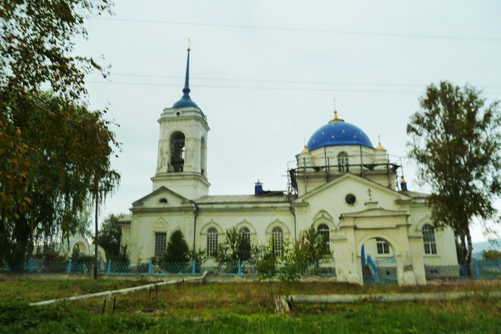Верхний Тагил. Знаменский храм.