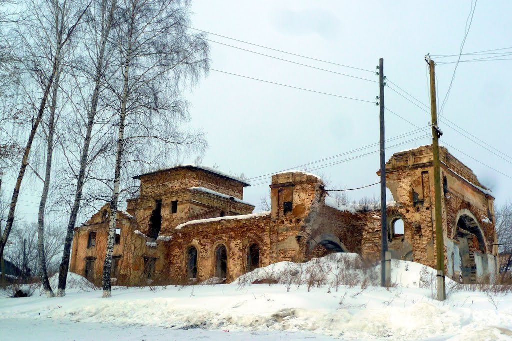 Верхняя Синячиха. Храм Успения Пресвятой Богородицы. На восстановление нет даже намека.