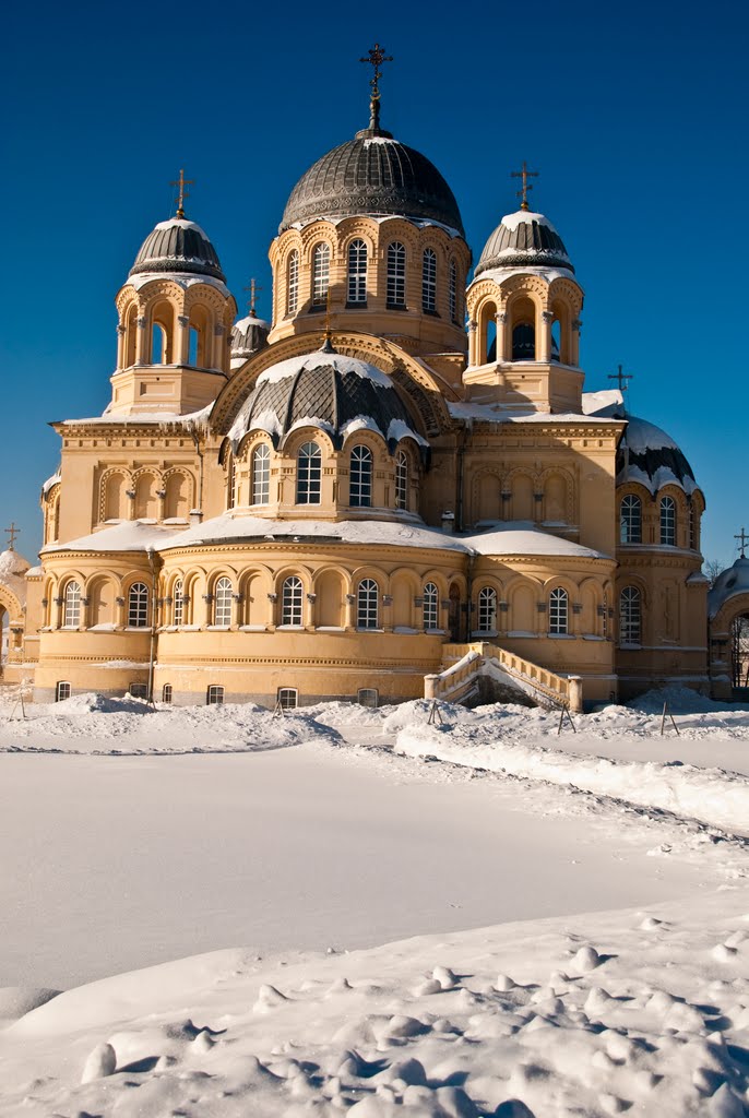 The Savior-Resurrection Church (1786) (back view)