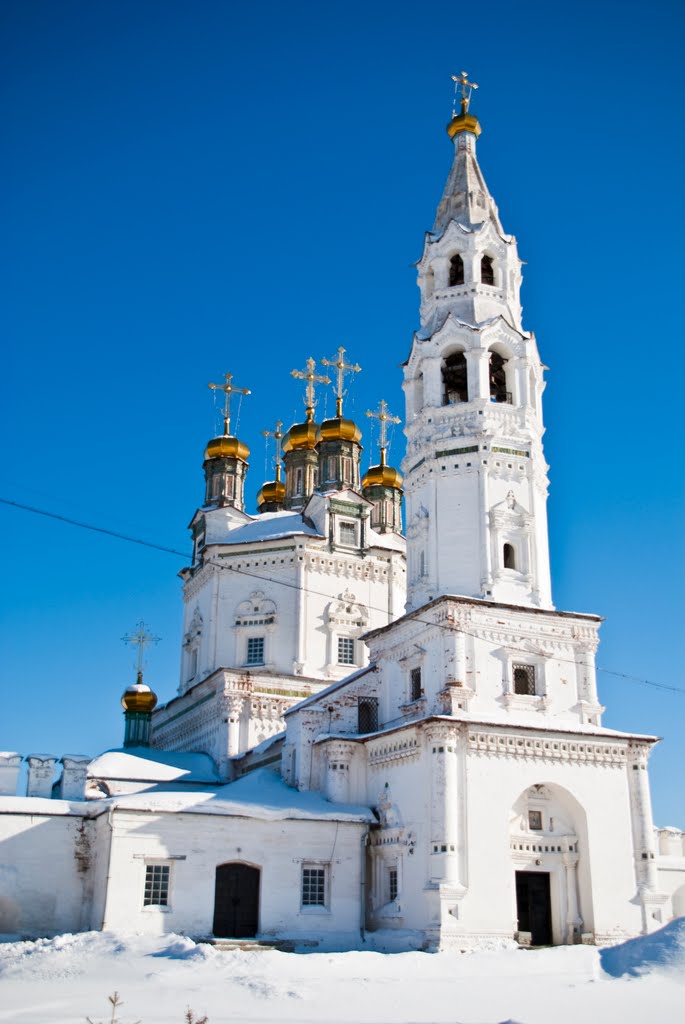 Holy Trinity Cathedral with a many-tier bell tower (1703-04)
