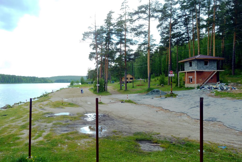 Дегтярск. Городской пруд. Пляж.