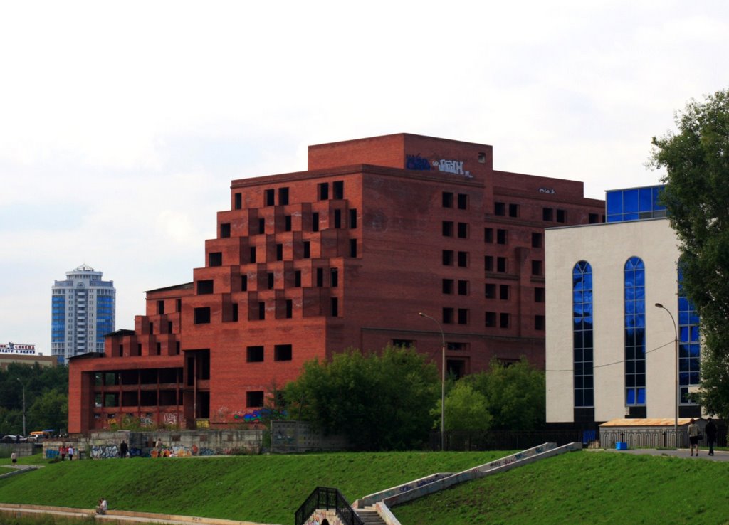 Twenty years under construction. Is it enough for Guinness Book of  World Records?