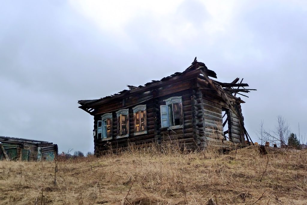 Устьянчики. Старый домик.