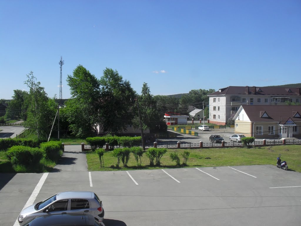 В Ивделе, из окна гостиницы, 2010 г
