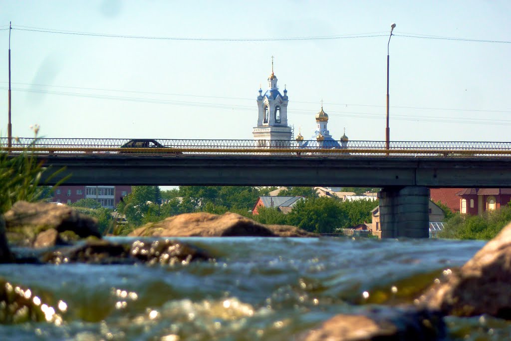 Камышлов. Вид на мост через Пышму и Покровский собор.