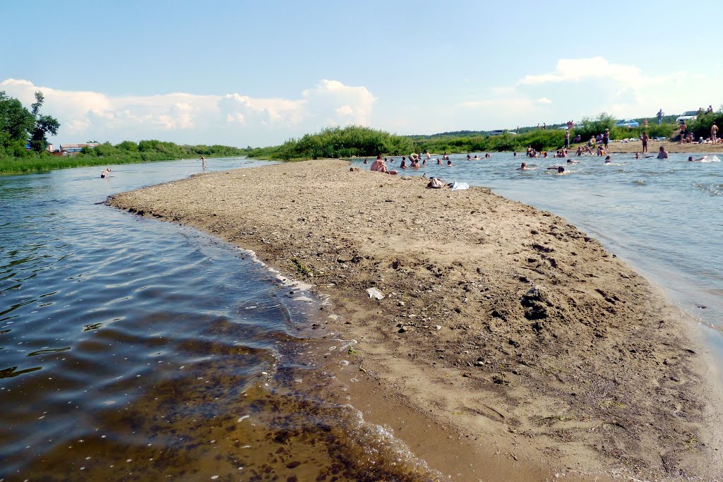 Камышлов. Городской пляж на Пышме. Остров.