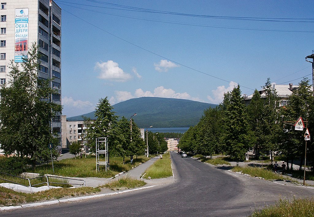 Город и гора Качканар