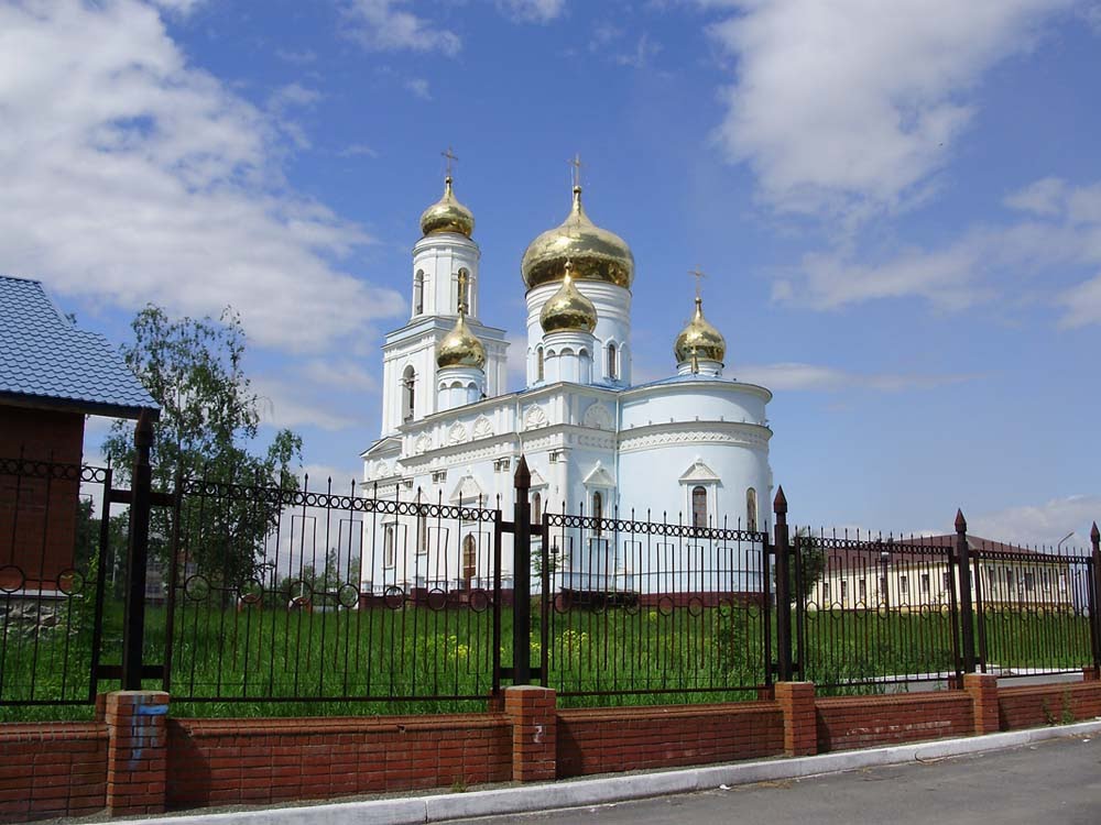 Храм