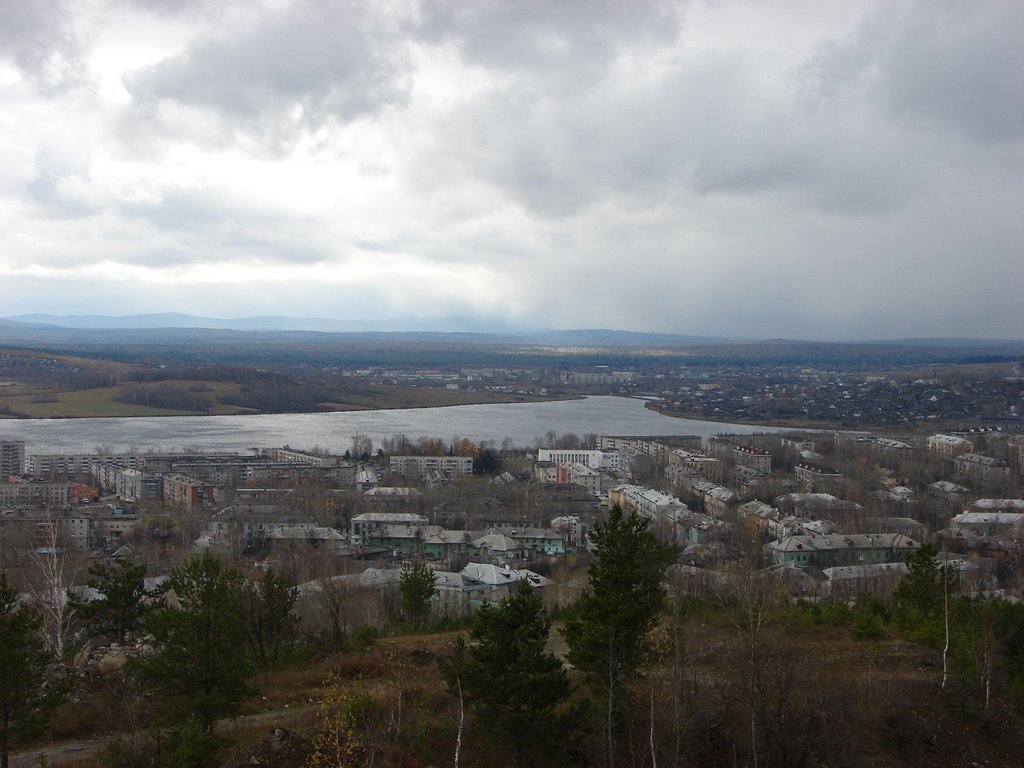 "Kind on a city from a mountain"