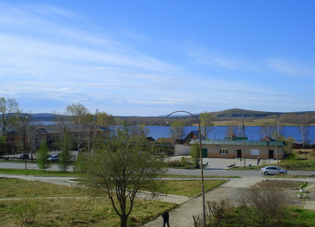 Весна в городе / Spring City