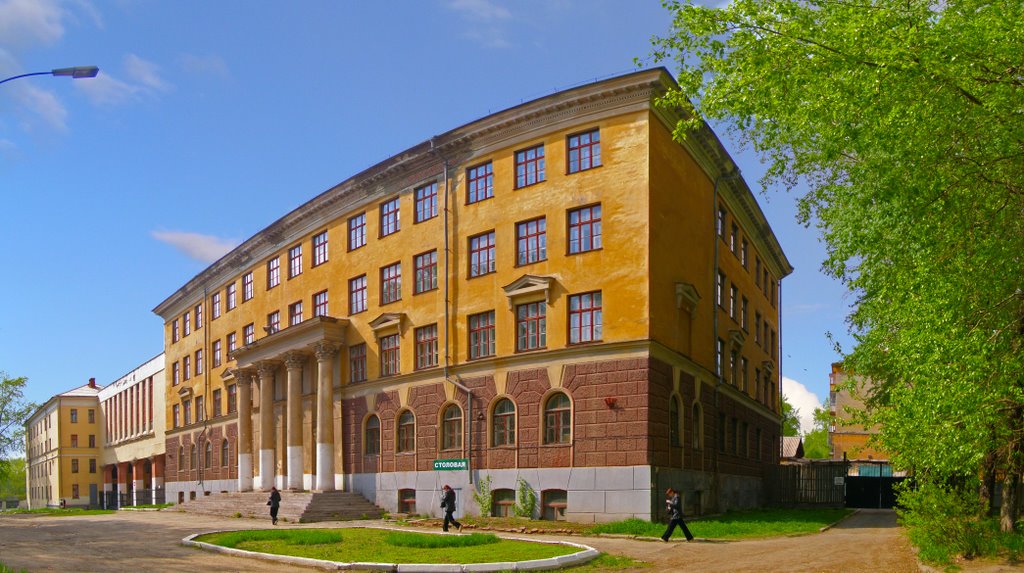 Строительный техникум