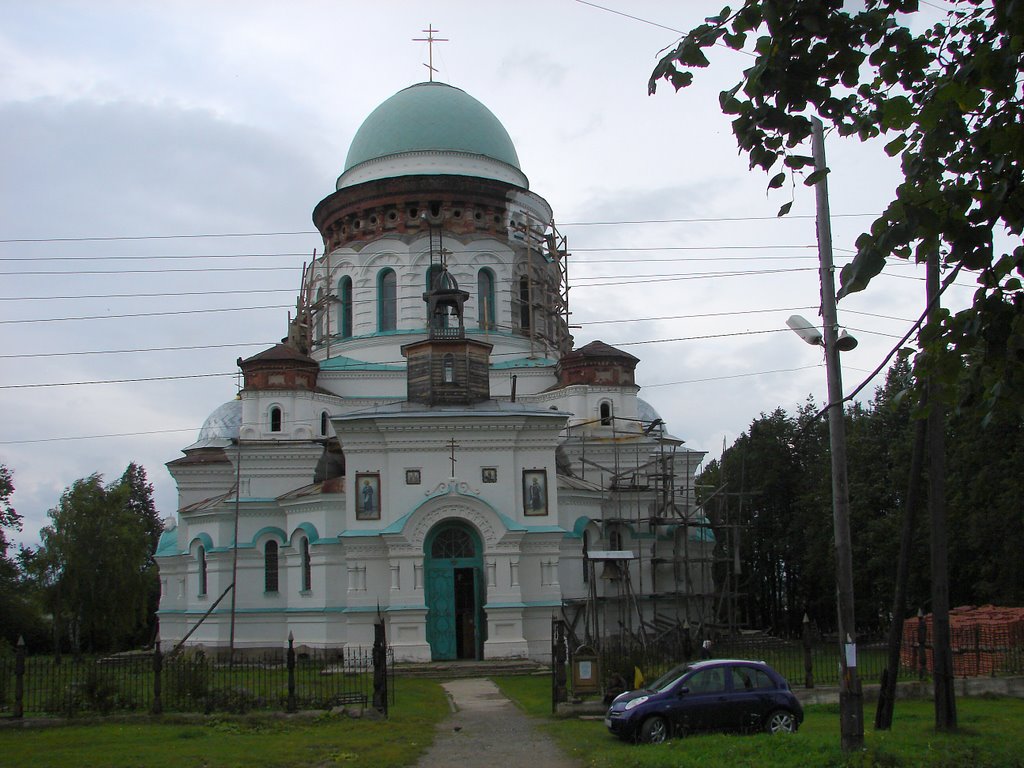 Церковь в Нижней Салде. 2009 г