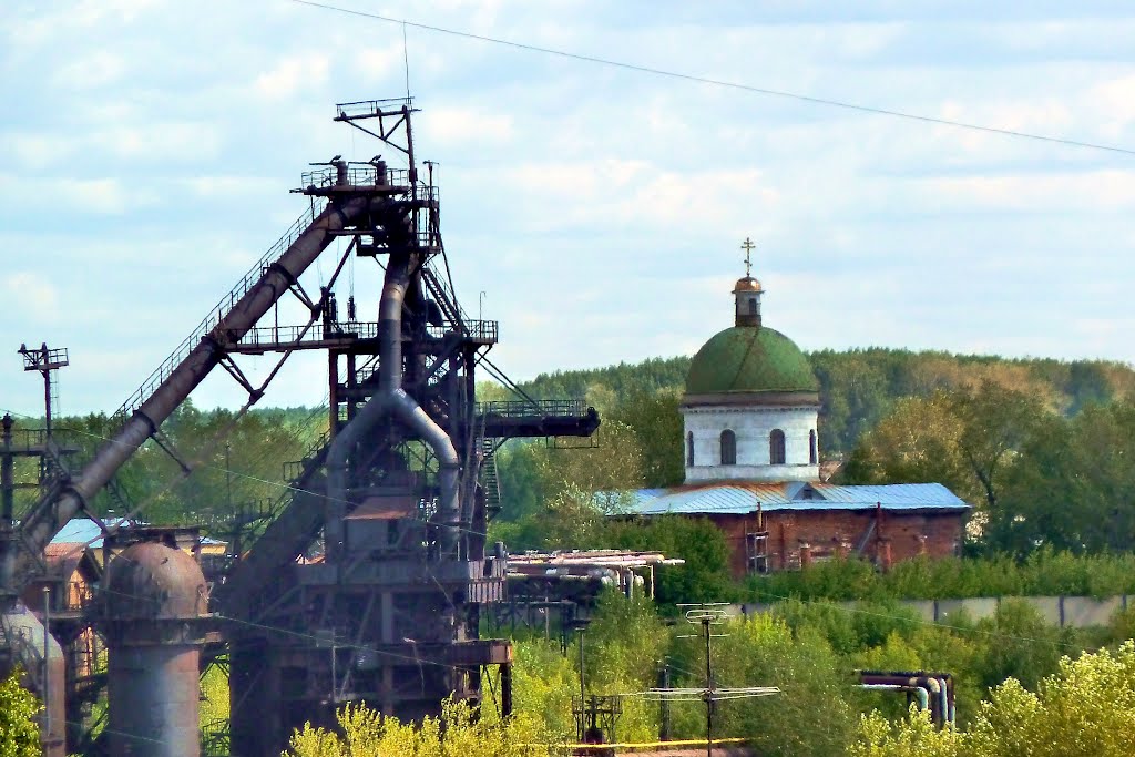 Нижняя Салда. Вид на храм Николая Чудотворца.
