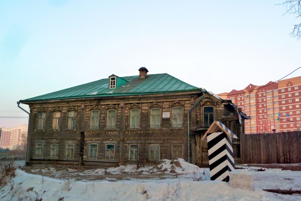 Первоуральск. Памятник деревянного зодчества.