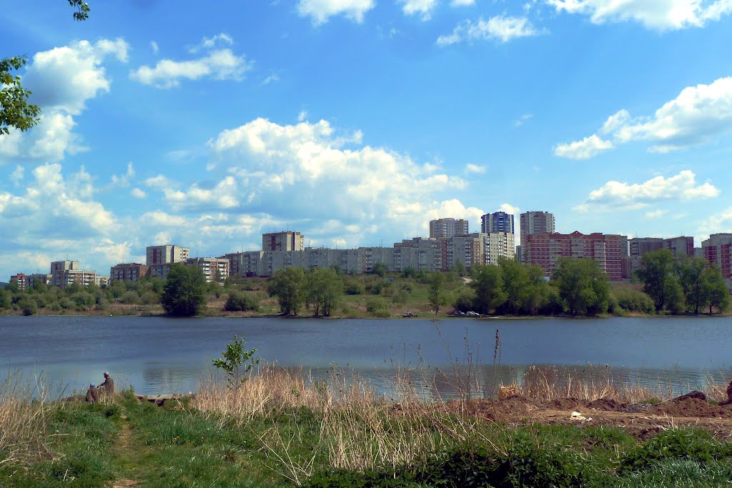Первоуральск. Вид на городской пруд.
