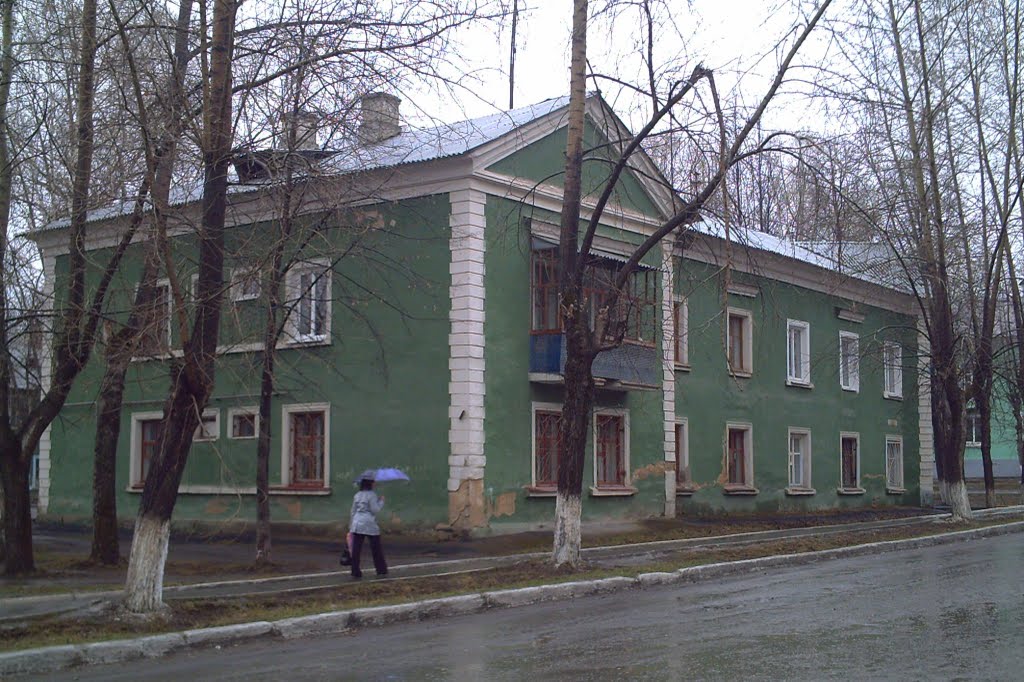 ПОЛЕВСКОЙ. Пер. Сталеваров.