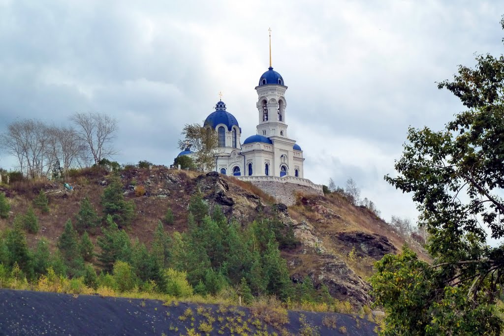 Реж. Церковь на скале.