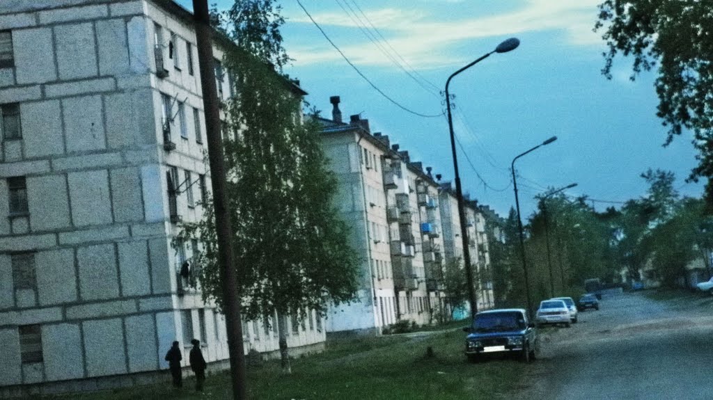 Street of 50 years SUBRa, from a bath to station, twilight
