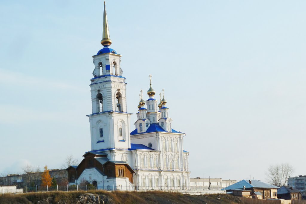 Североуральск. Храм Петра и Павла.