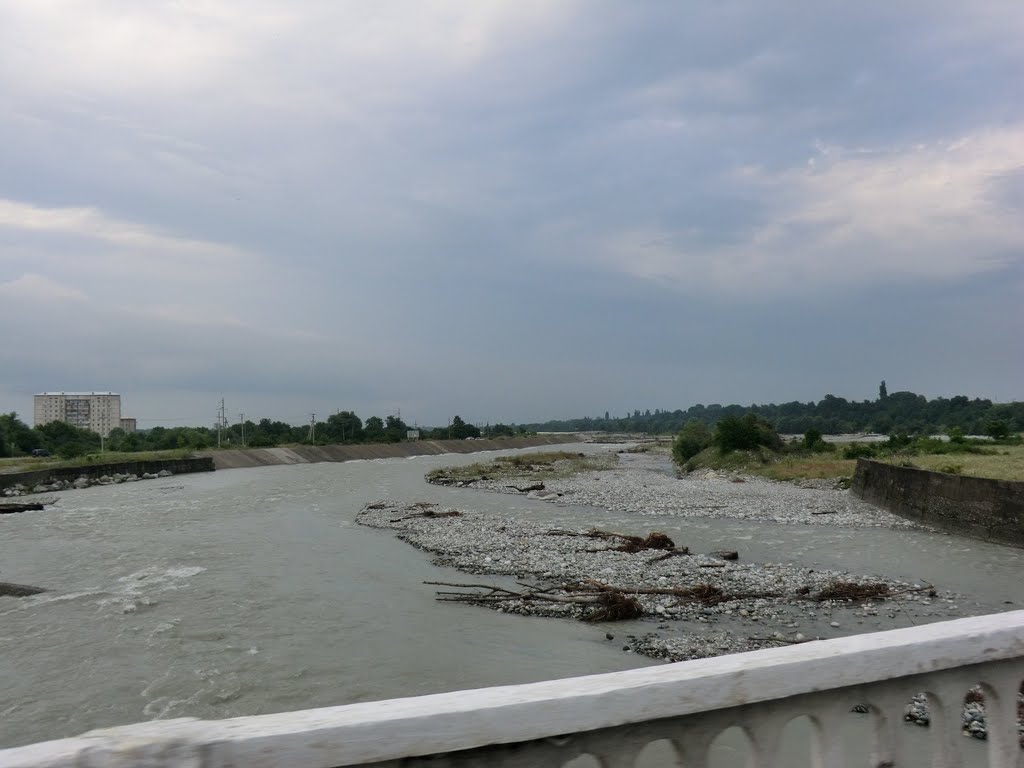 Река Ардон
