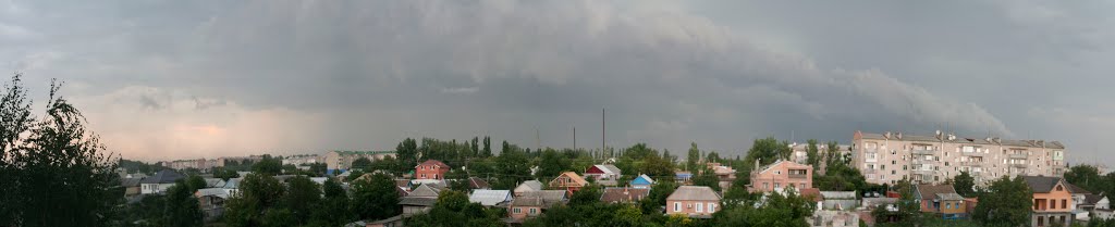 НАДВИГАЮЩАЯСЯ БУРЯ