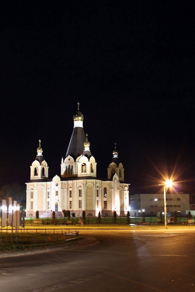 Храм