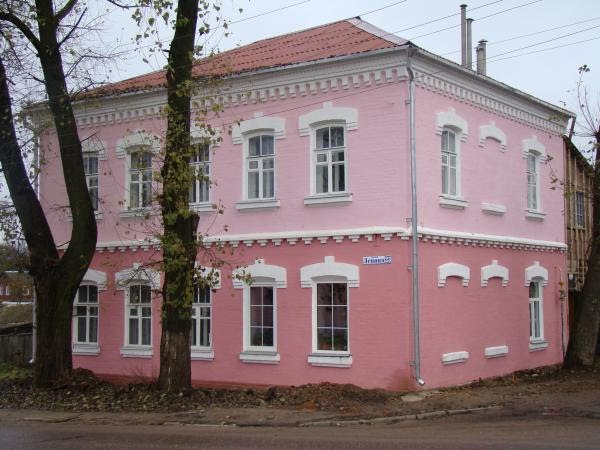 Угол улиц Ленина и Пайтерова.