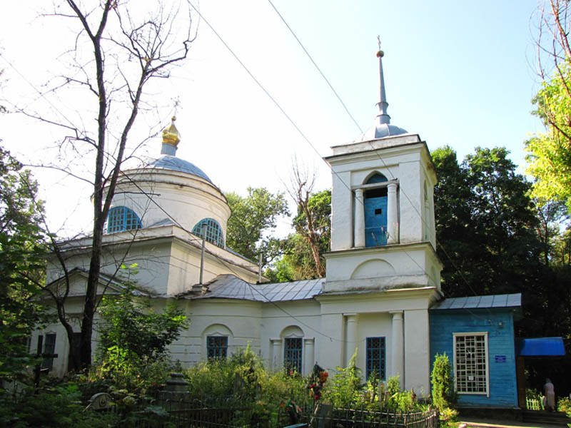 Мимо скорбных распятий ...