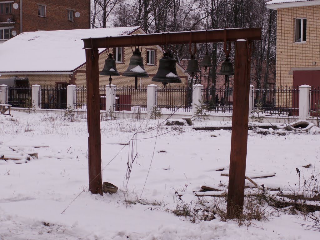 Звонница храма Рождества Христова...