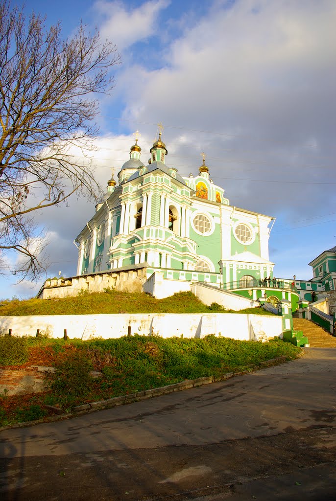 Успенский кафедральный собор в Смоленске