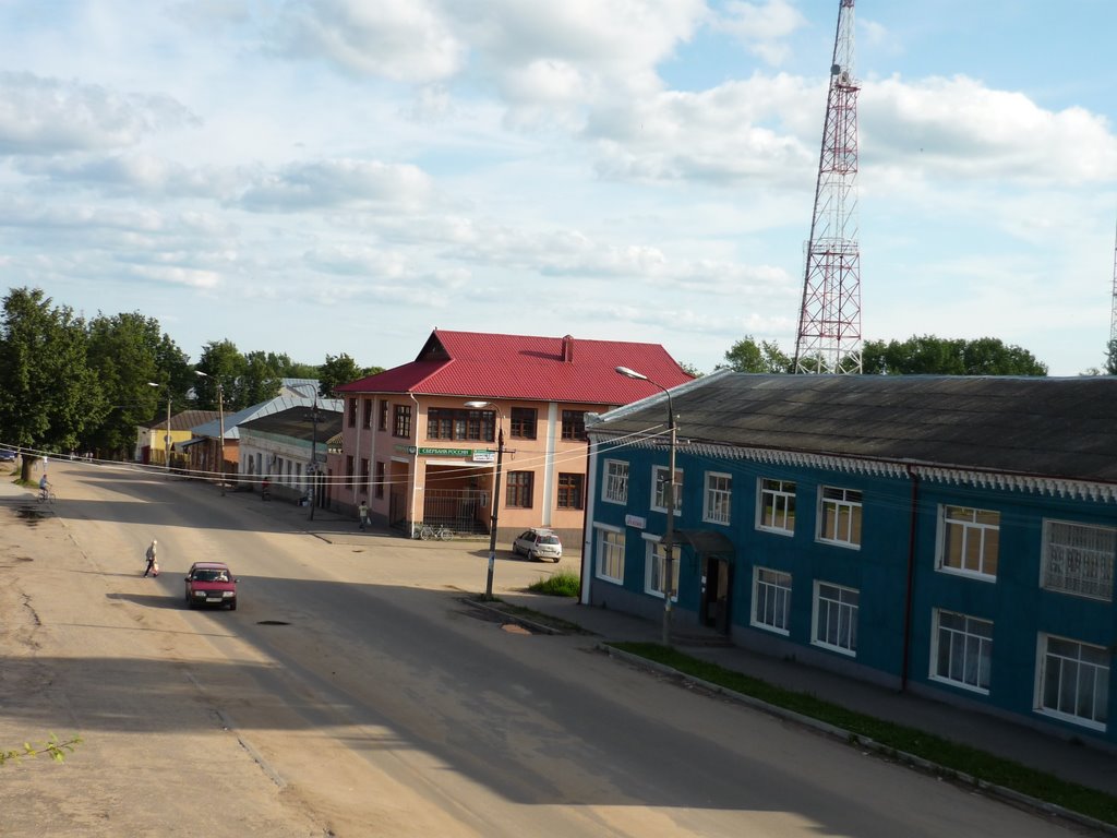Б. Советская улица, кафе "Ля Роше" и Сбербанк