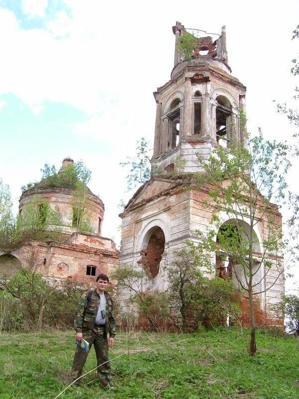 д.Рай, церковь