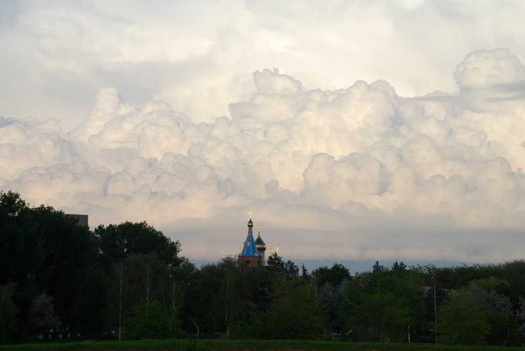 храм