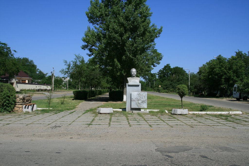 Памятник С. М. Будённому